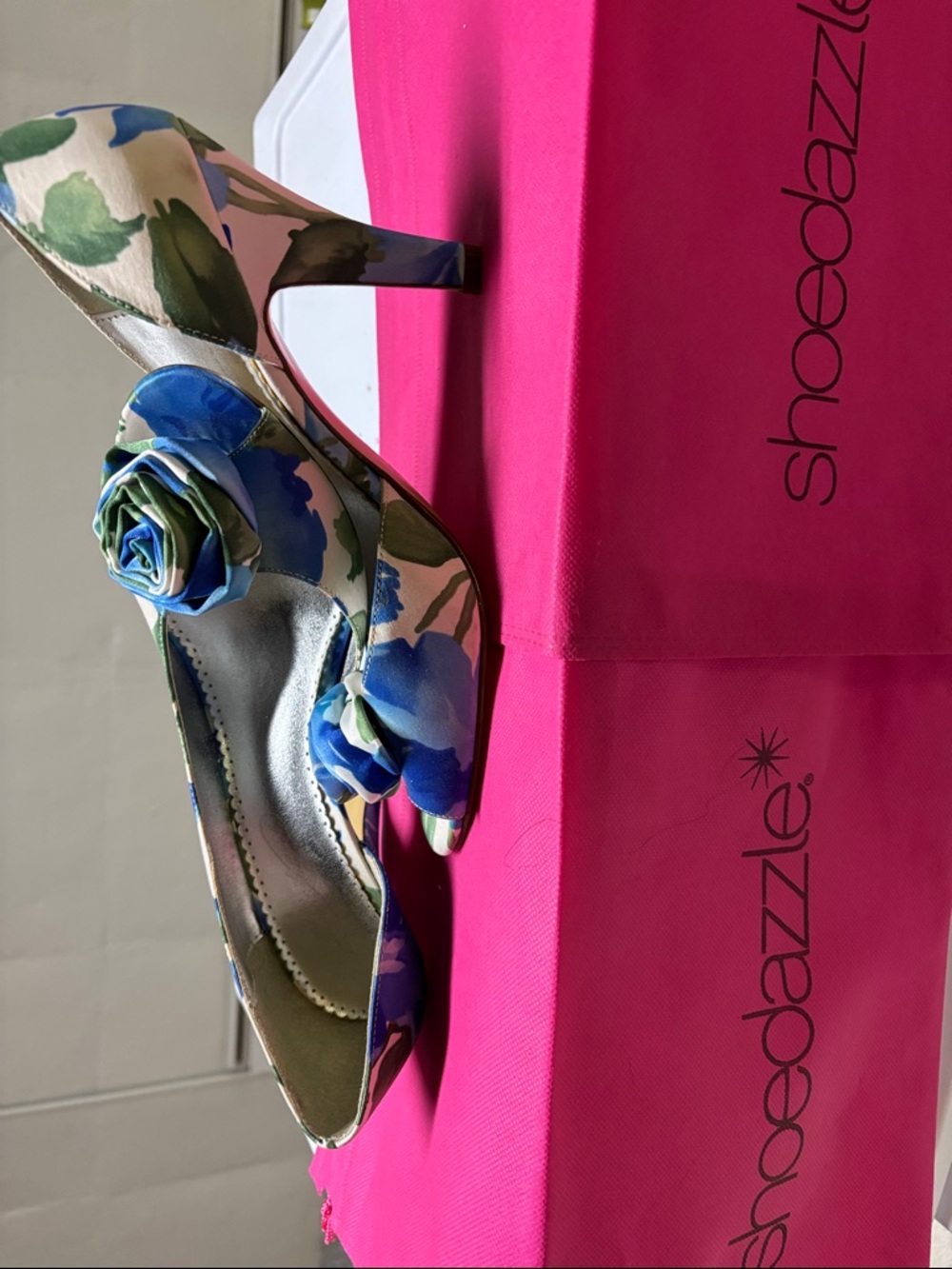 Michaelangelo Blue Green Floral Peep-Toe Heels with Rosette
